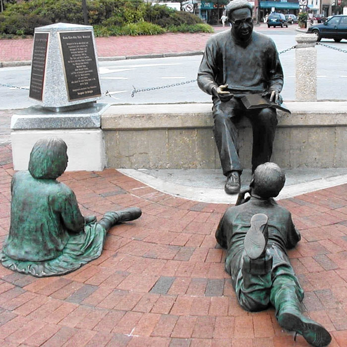 18 kunta kinte sculpture