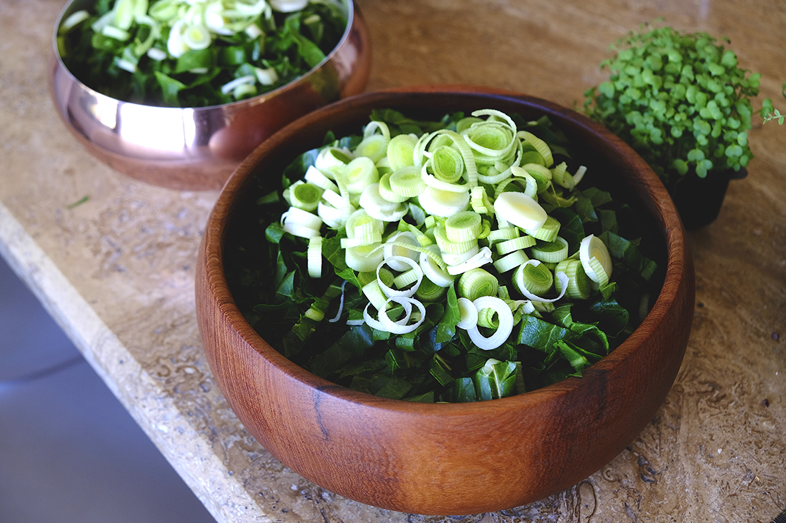 5 Salata raw mangold si praz Dinner Stories