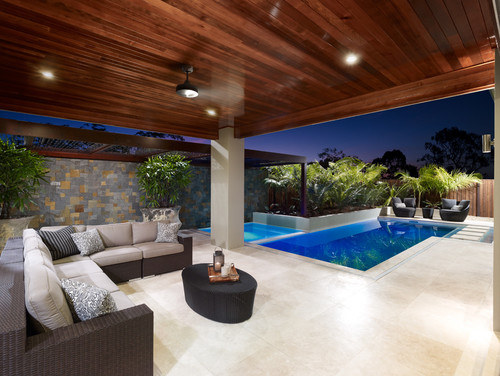 5 tropical pool