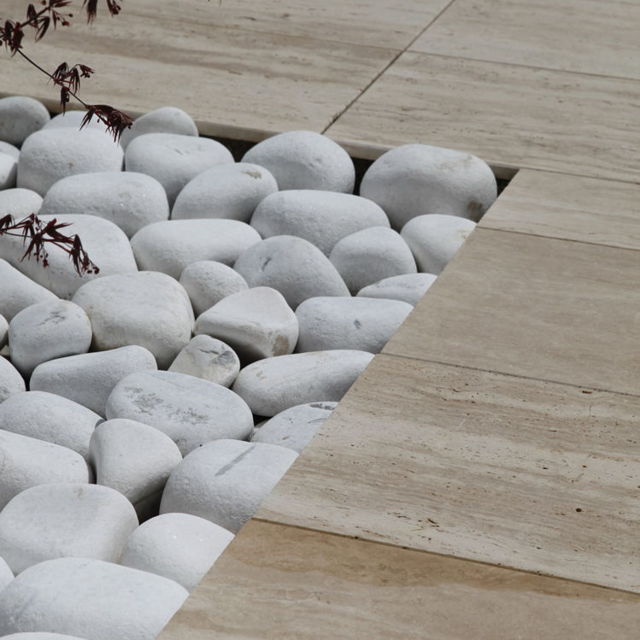 Pebble Marmura Alba Thassos (153)