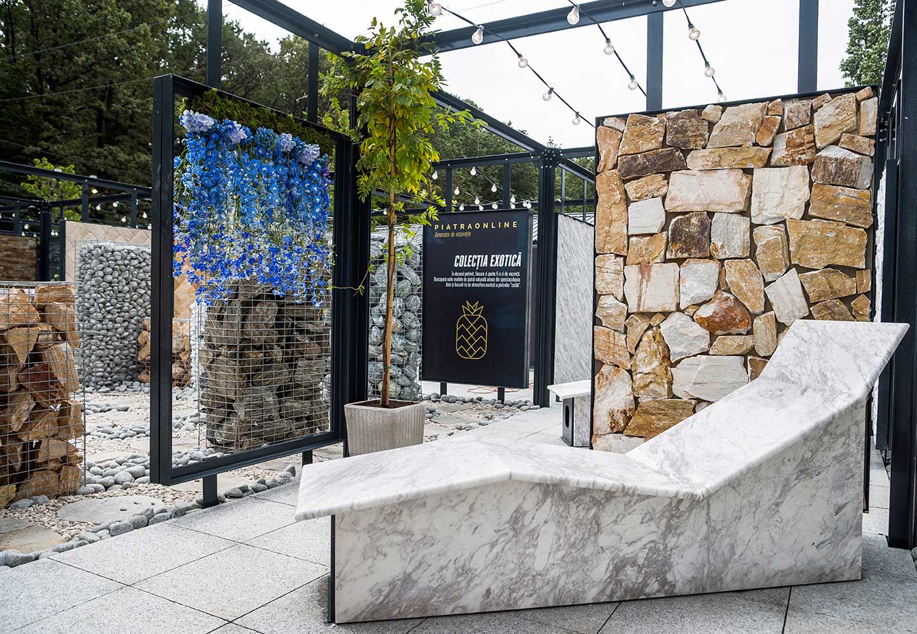 pavilion PIATRAONLINE