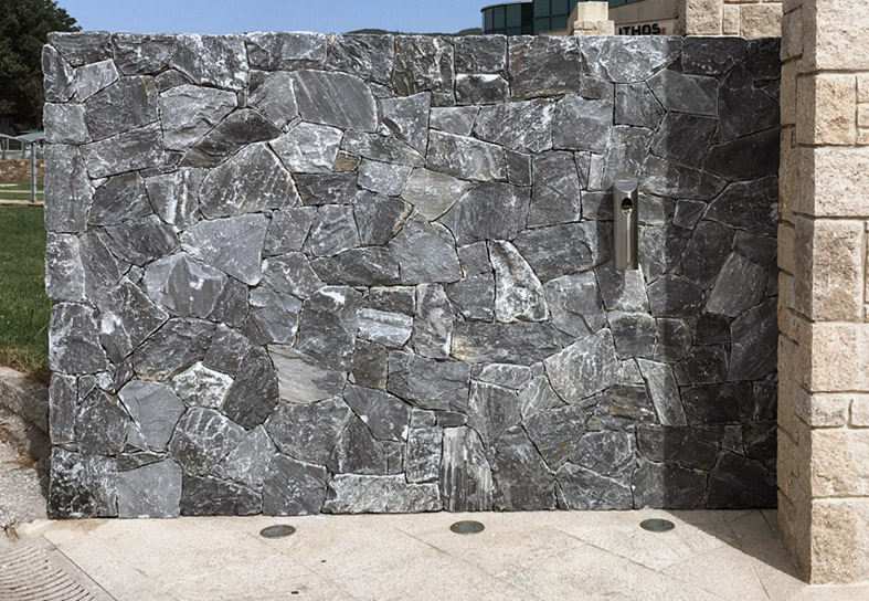 rock face black (2)