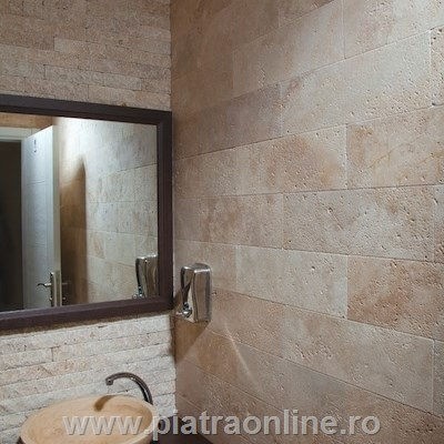 traertin classic cross cut brushed baie